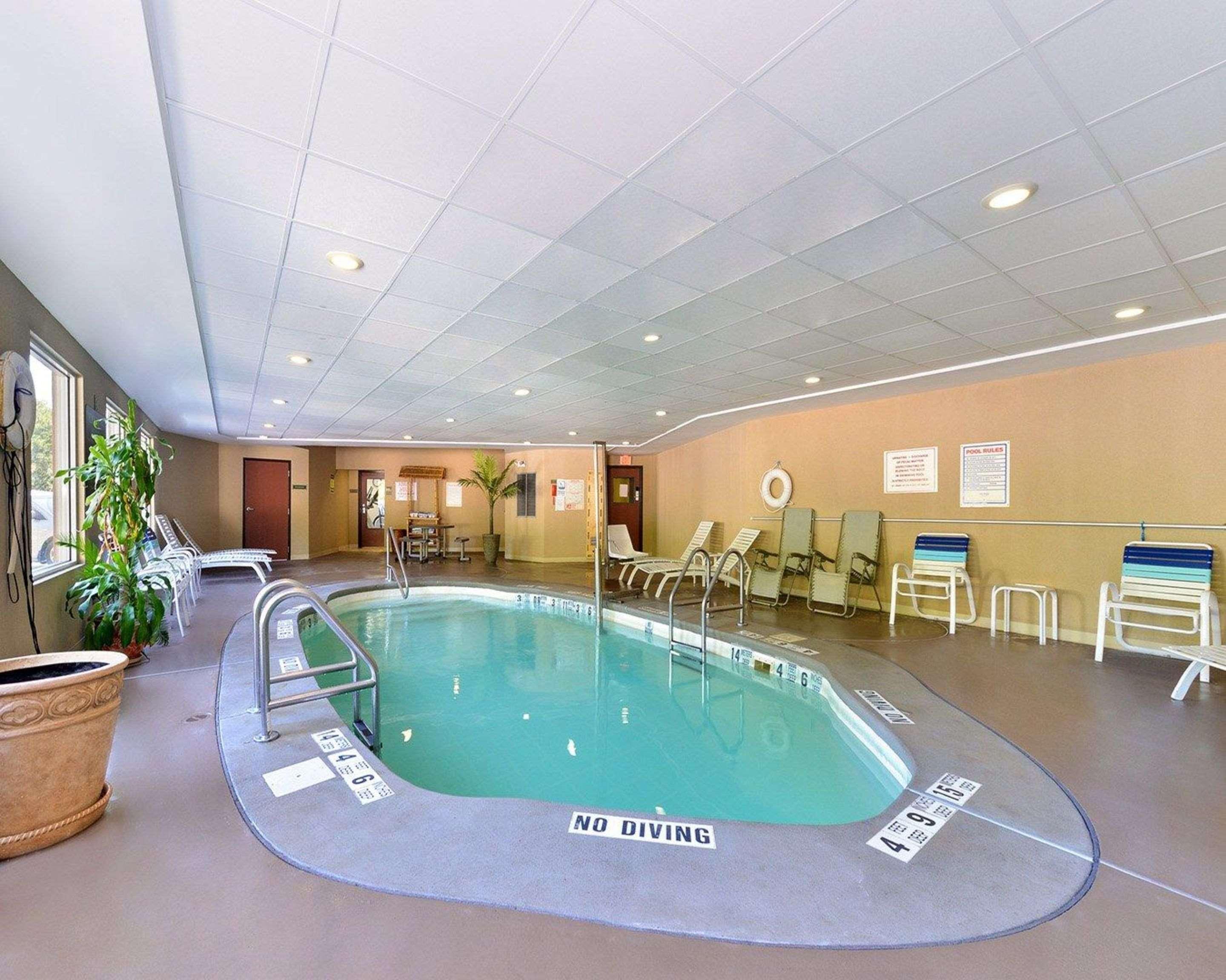 Quality Suites Stratford Esterno foto