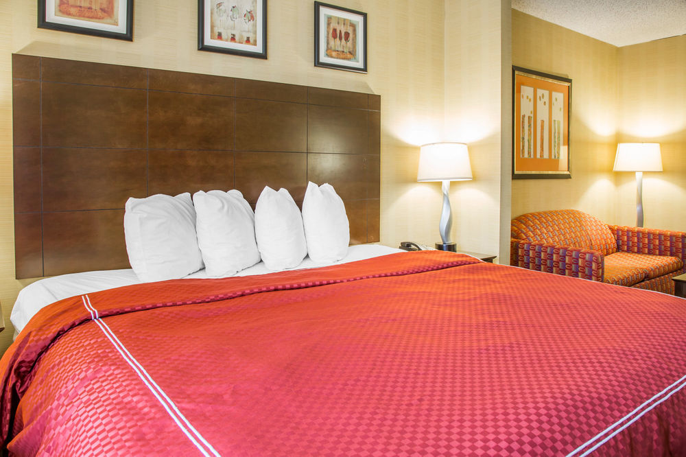 Quality Suites Stratford Esterno foto
