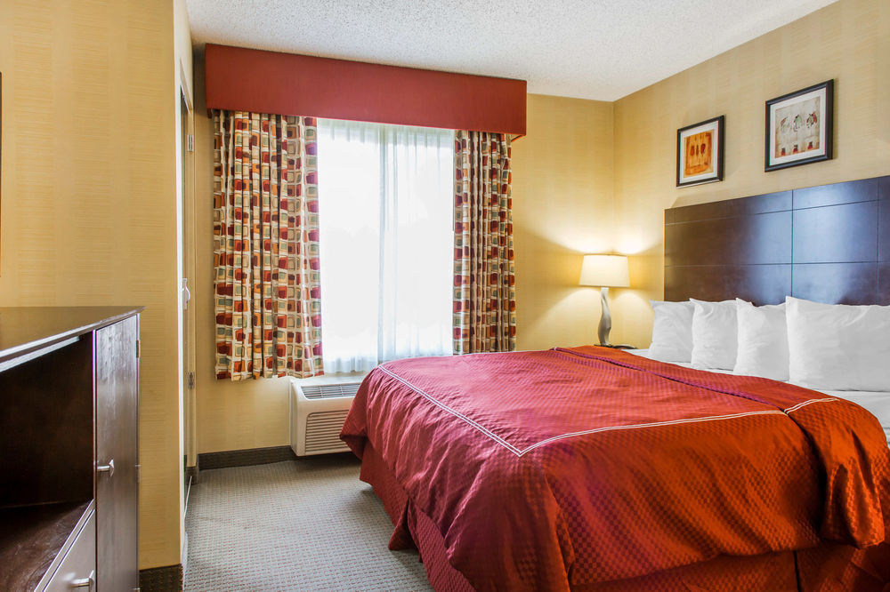 Quality Suites Stratford Esterno foto